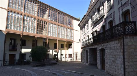 La Plaza del Viejo Coso, historia viva del Valladolid。